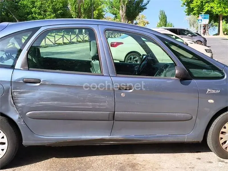 Usado Citroën Xsara Picasso 92 CV (67 kW) 2009 Gris / plata Monovolumen