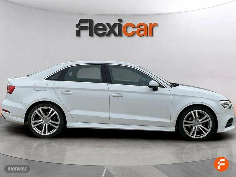 Usado Audi A3 S-Line 150 CV (110 kW) 2017 Blanco Berlina