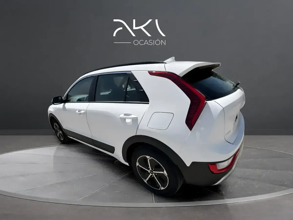 Usado Kia Niro 129 CV (94 kW) 2025 Blanco SUV