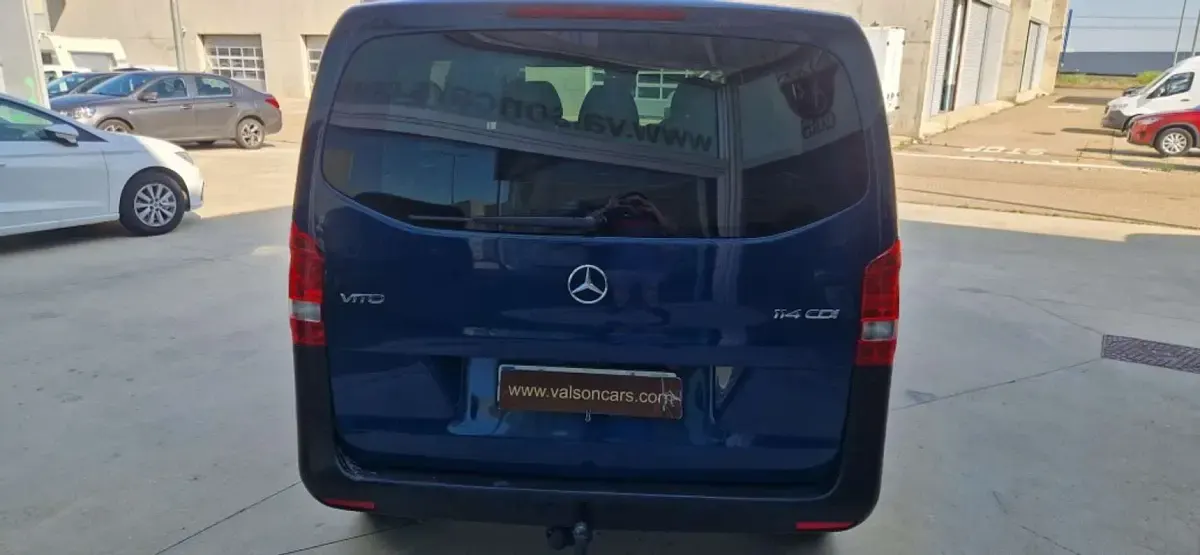 Usado Mercedes Vito 136 CV (100 kW) 2018 Azul Van