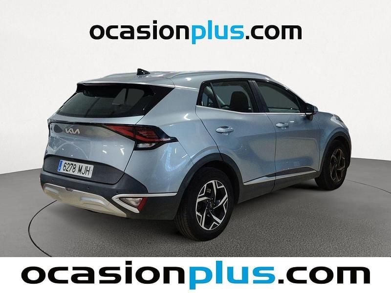Usado Kia Sportage 136 CV (100 kW) 2023 Gris plata SUV