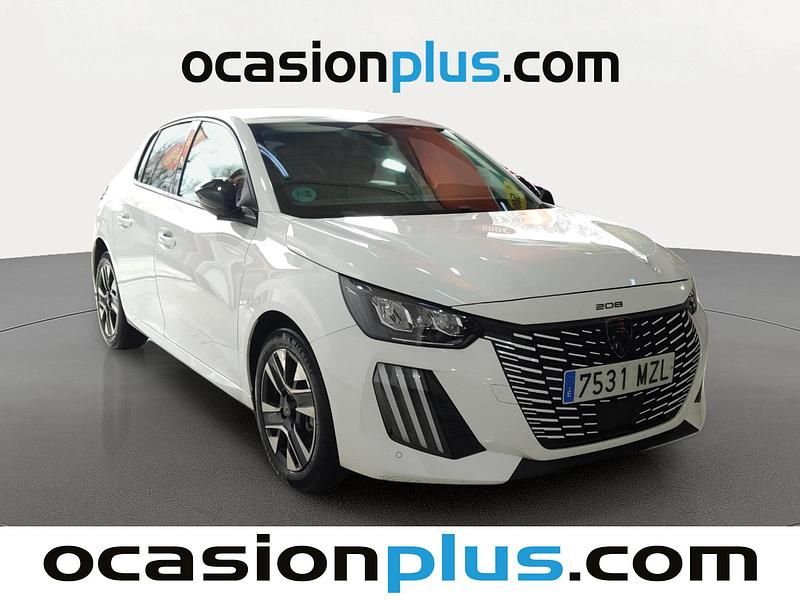 Usado Peugeot 208 Allure 100 CV (73 kW) 2025 Blanco Utilitario