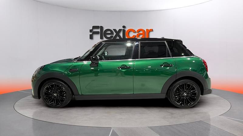 Usado Mini Cooper 136 CV (100 kW) 2022 Verde Utilitario