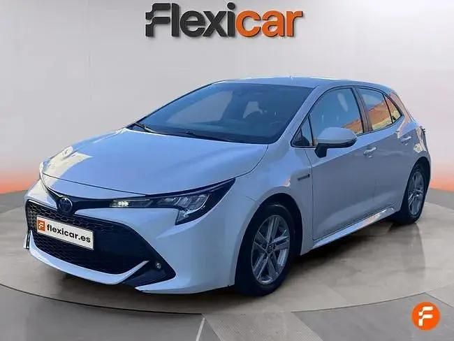 Begagnad Toyota Corolla Active 122 HK (89 kW) 2020 Vit Sedan