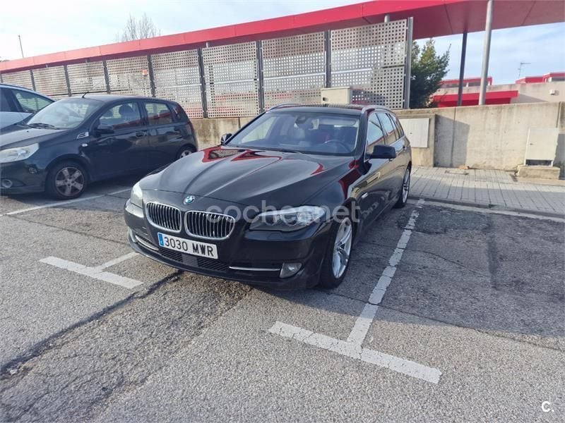 Negro Usado 2013 BMW 535 Familiar | 20.000 € (Precio justo) - Imagen 1/4