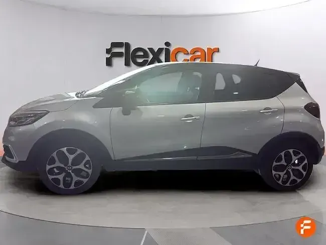 Usado Renault Captur Intens 90 CV (66 kW) 2018 Gris SUV