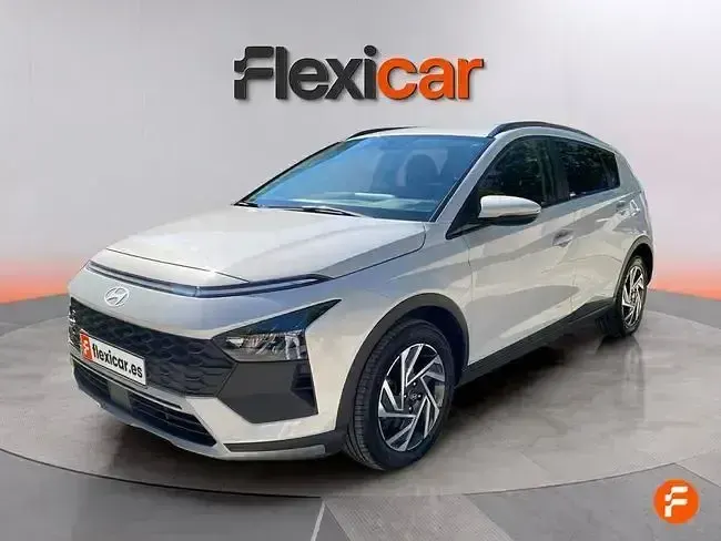 Usado Hyundai Bayon 79 CV (58 kW) 2025 Gris SUV