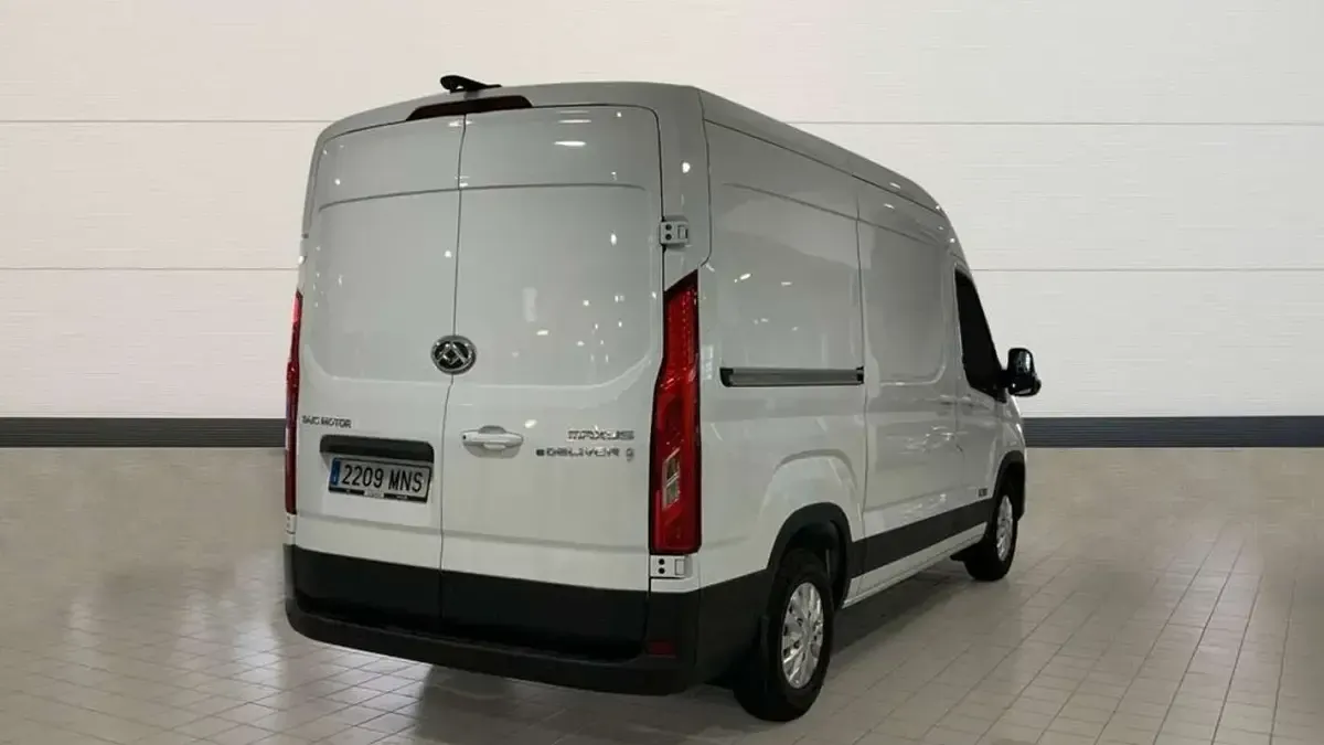Usado Maxus eDeliver 9 152 kW (207 CV) 2024 Blanco Van
