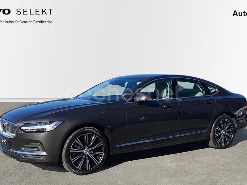 Gris / plata Nuevo 2024 Volvo S90 Plus Berlina | 49.900 € (Un poco caro) - Imagen 1/4