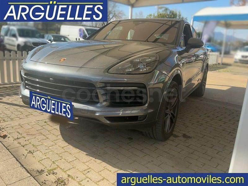 Usado Porsche Cayenne 462 CV (339 kW) 2020 Gris / plata SUV