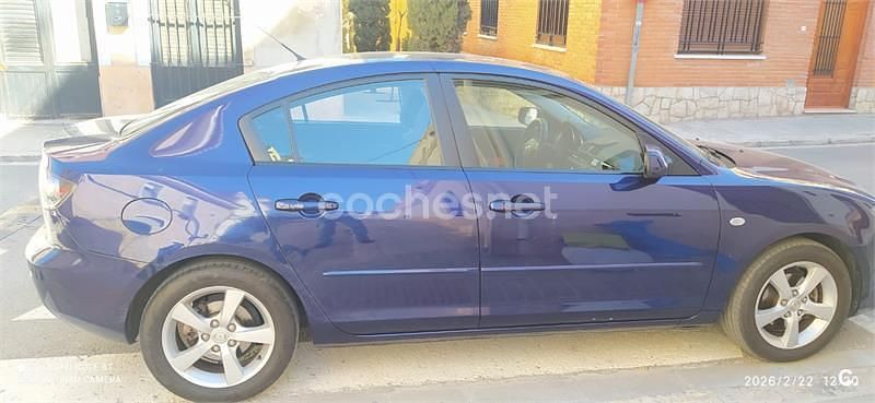 Usado Mazda 3 Active 105 CV (77 kW) 2005 Azul Berlina