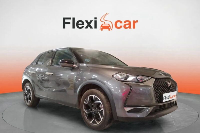 Gris Usado 2022 DS Automobiles DS3 Crossback Bastille SUV | 14.990 € (Precio justo) - Imagen 1/4