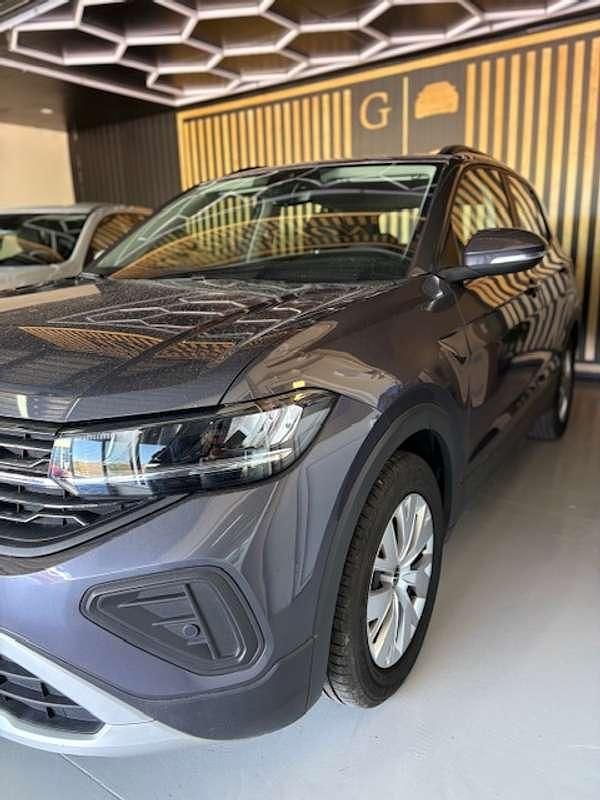 Begagnad VW T-Cross Life 95 HK (69 kW) 2024 Grå SUV