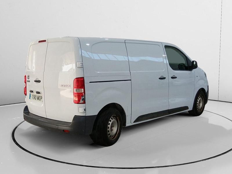 Usado Toyota Proace 103 CV (75 kW) 2022 Blanco Monovolumen
