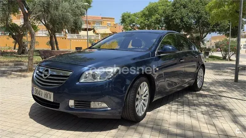 Usado Opel Insignia Excellence 160 CV (117 kW) 2012 Azul Berlina
