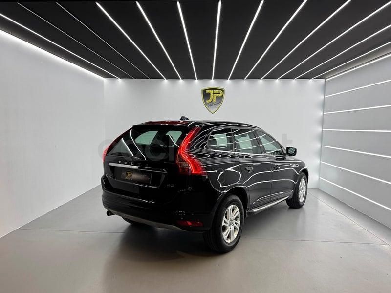 Usado Volvo XC60 Momentum 150 CV (110 kW) 2017 Negro SUV