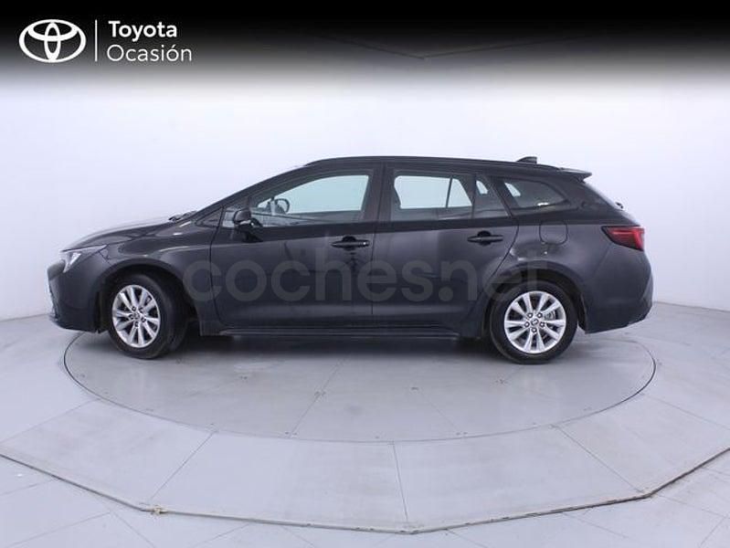 Usado Toyota Corolla Active 140 CV (102 kW) 2025 Negro Familiar