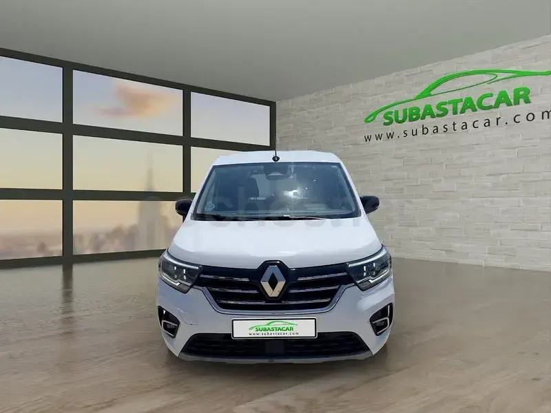 Usado Renault Kangoo Edition One 75 CV (55 kW) 2022 Blanco Monovolumen