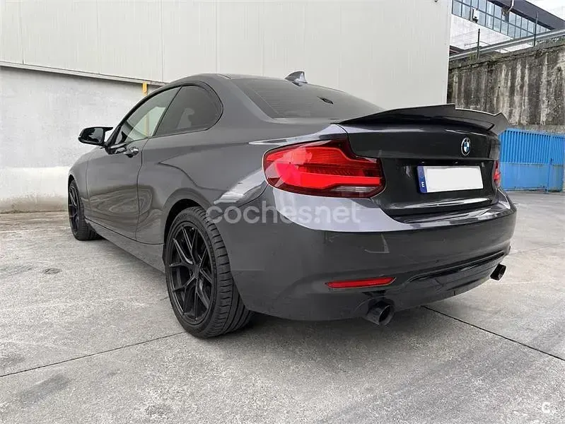 Usado BMW 218 Comfort Edition 150 HP (110 kW) 2017 Cinzento Coupé