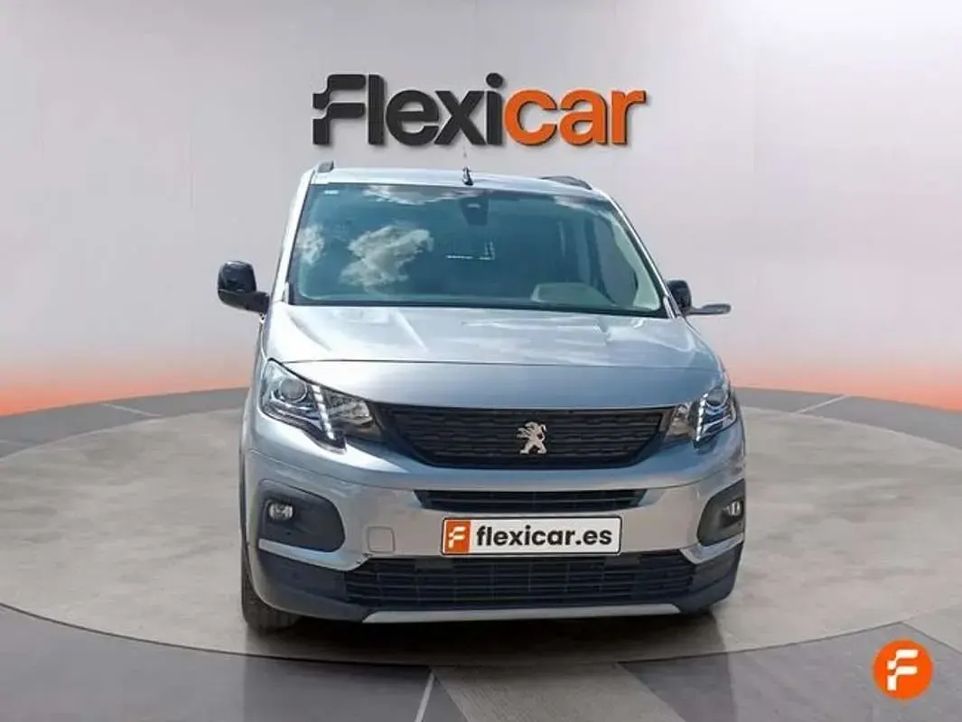 Usado Peugeot Rifter GT 131 CV (96 kW) 2023 Gris Monovolumen