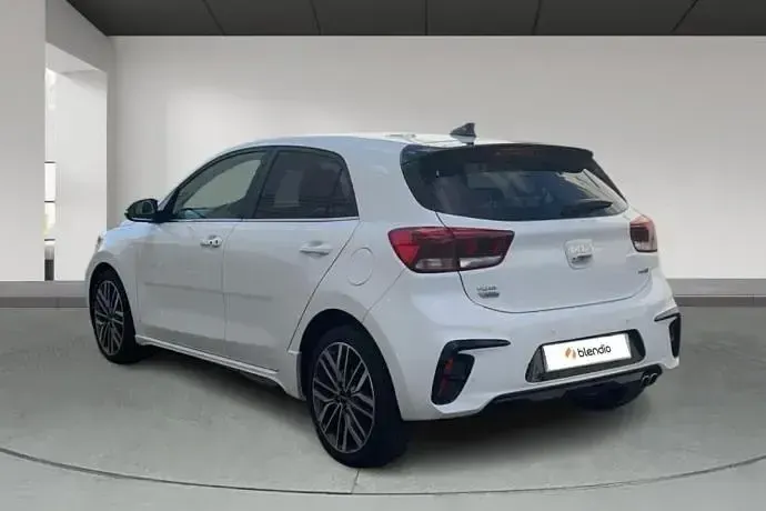 Usado Kia Rio GT-Line 120 CV (88 kW) 2022