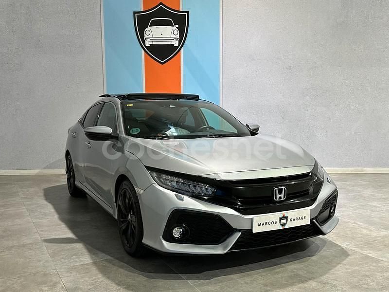 Gris / plata Usado 2017 Honda Civic Executive Berlina | 15.990 € (Precio justo) - Imagen 1/4