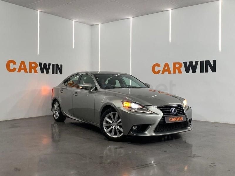 Usado Lexus IS300h Business Edition 223 CV (164 kW) 2016 Beige Berlina