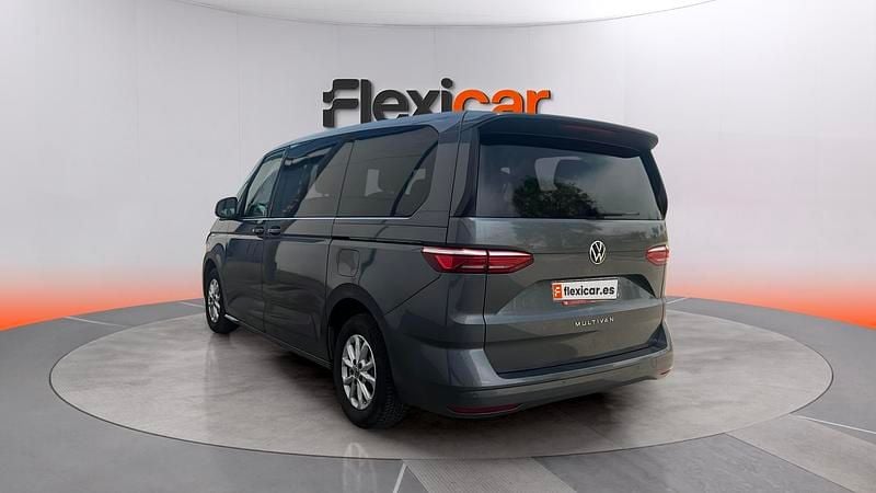 Usado VW Multivan 150 CV (110 kW) 2023 Gris Van