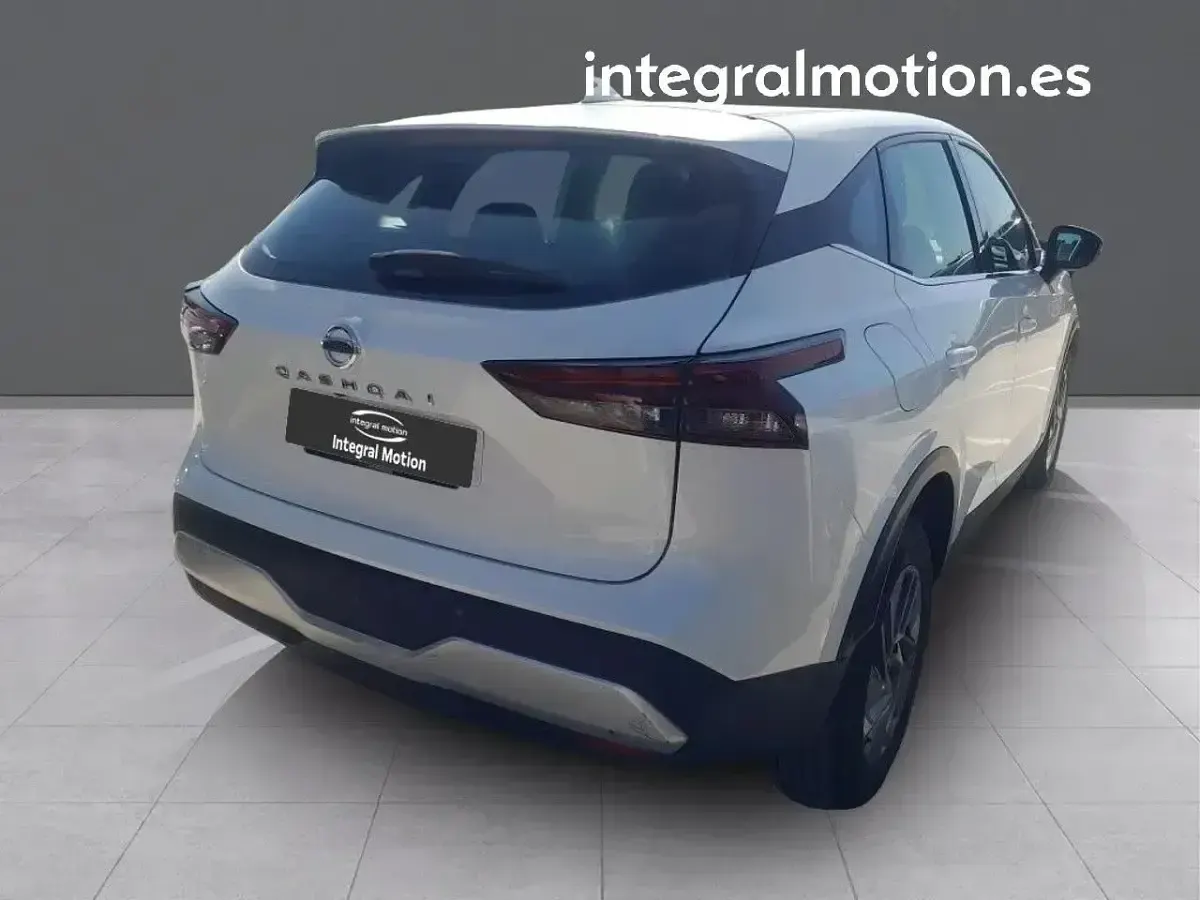 Usado Nissan Qashqai Acenta 157 CV (115 kW) 2021 Blanco SUV