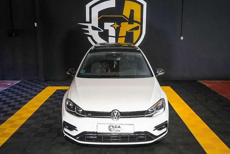 Usado VW Golf VII R 300 CV (220 kW) 2019 Blanco Utilitario