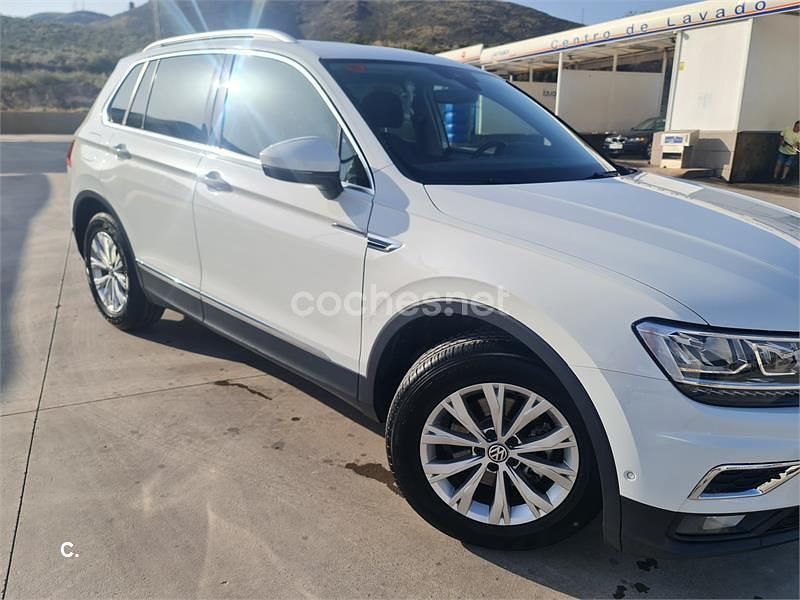 Usado VW Tiguan 125 HP (91 kW) 2018 Branco SUV