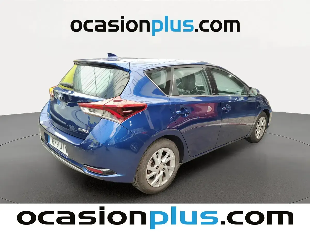 Usado Toyota Auris Active 90 CV (66 kW) 2016 Azul Utilitario