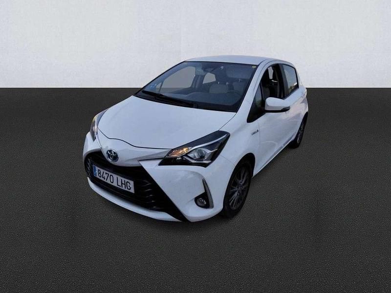 Blanco Usado 2020 Toyota Yaris Hybrid Active Utilitario | 15.400 € (Buen precio) - Imagen 1/4