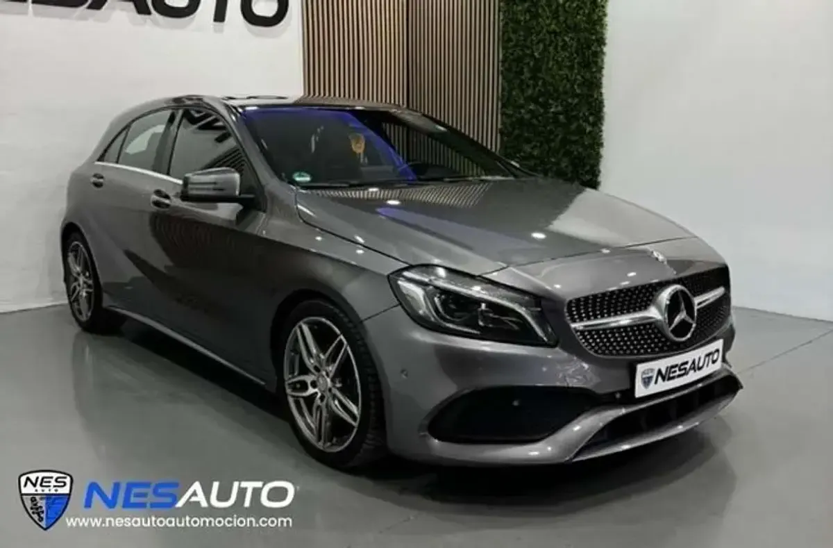 Usado Mercedes A200 AMG line 156 CV (114 kW) 2015 Gris Utilitario