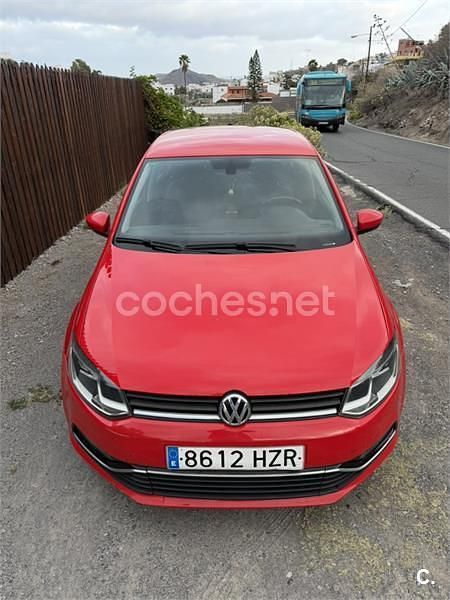 Rojo Usado 2015 VW Polo Sportline Berlina | 8500 € (Buen precio) - Imagen 1/4