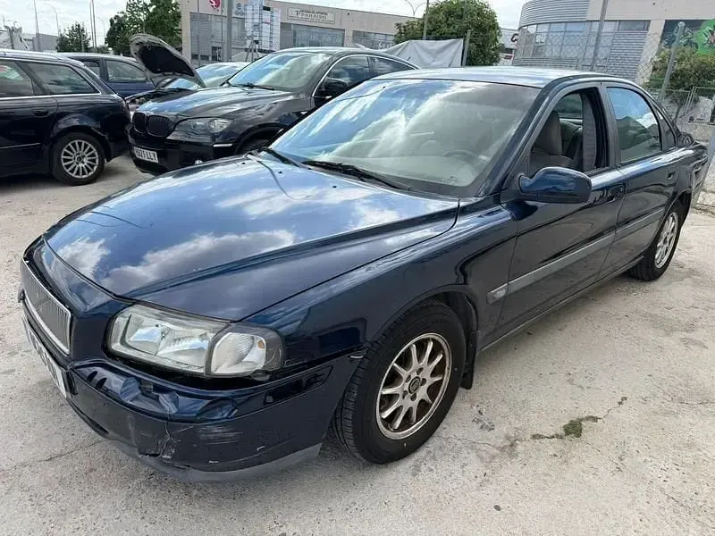 Usado Volvo S80 140 CV (102 kW) 1999 Azul Berlina