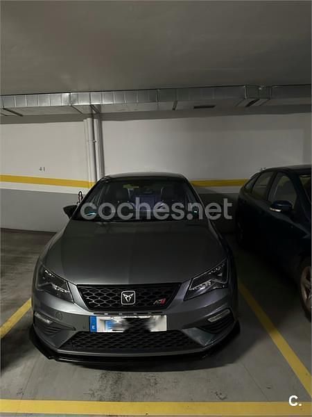 Usado Seat Leon CUPRA 300 CV (220 kW) 2018 Gris / plata Berlina