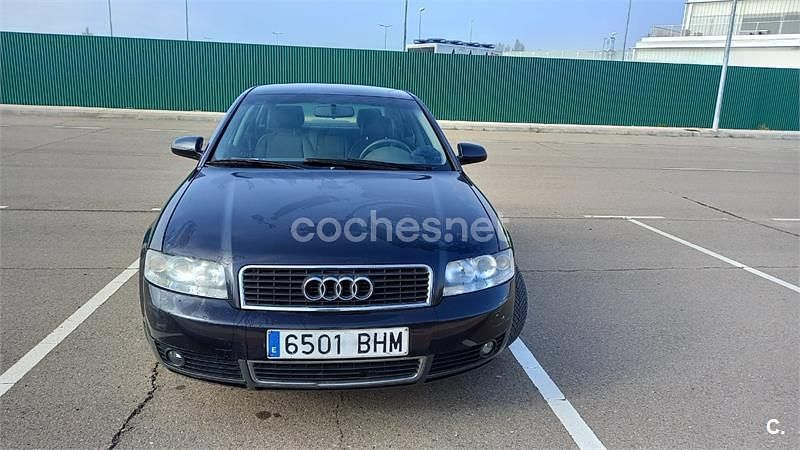Azul Usado 2001 Audi A4 Berlina | 2200 € (Precio justo) - Imagen 1/4