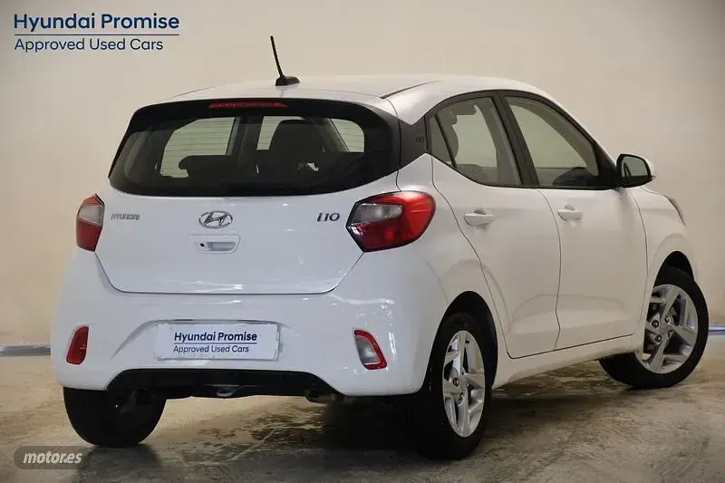 Usado Hyundai i10 2021 Blanco Utilitario