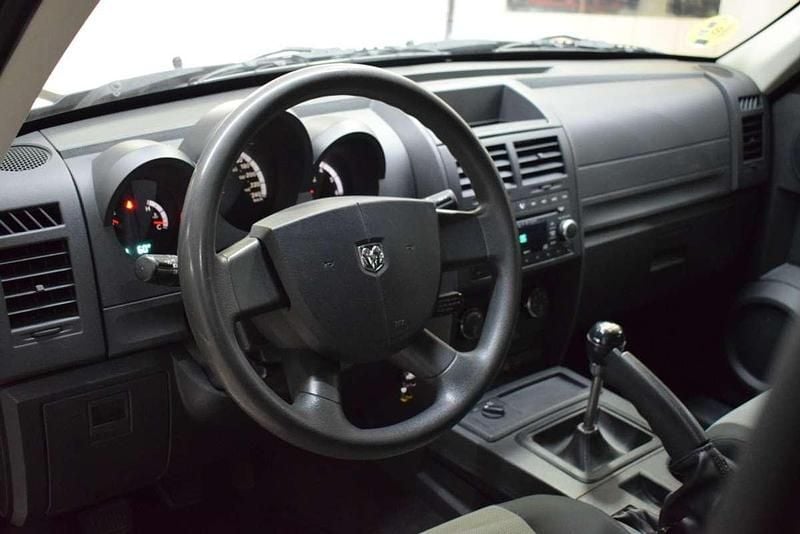 Usado Dodge Nitro SXT 177 CV (130 kW) 2011 SUV