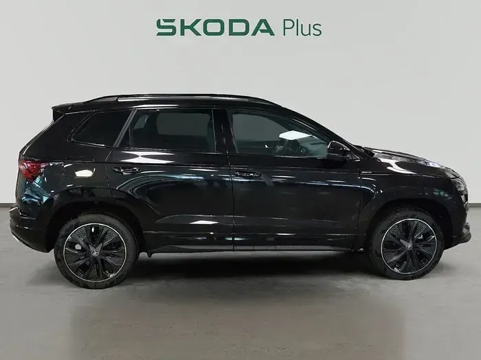 Nuevo Skoda Karoq SportLine 150 CV (110 kW) 2025 Negro SUV