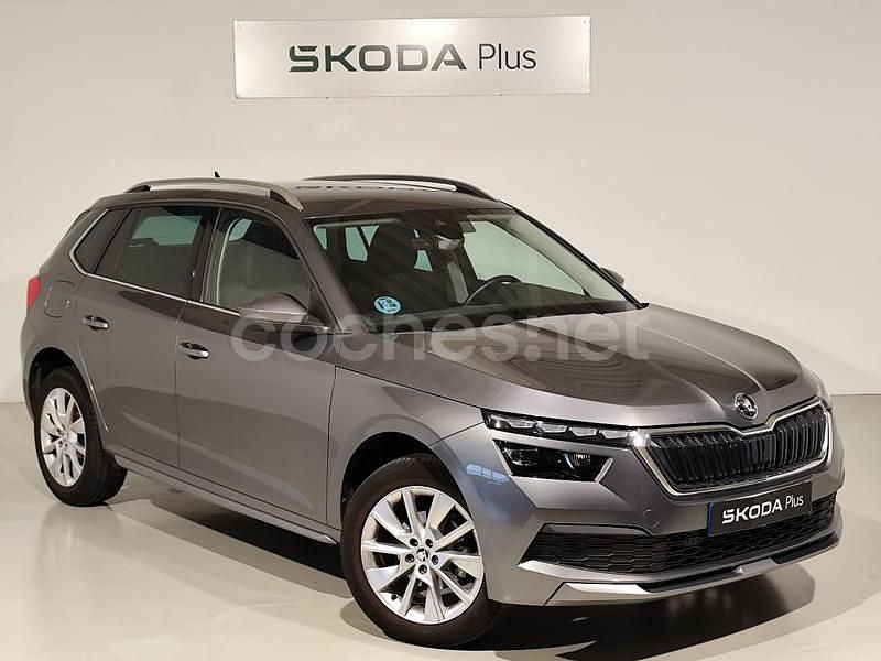 Gris / plata Usado 2022 Skoda Kamiq Style SUV | 22.900 € (Precio justo) - Imagen 1/4