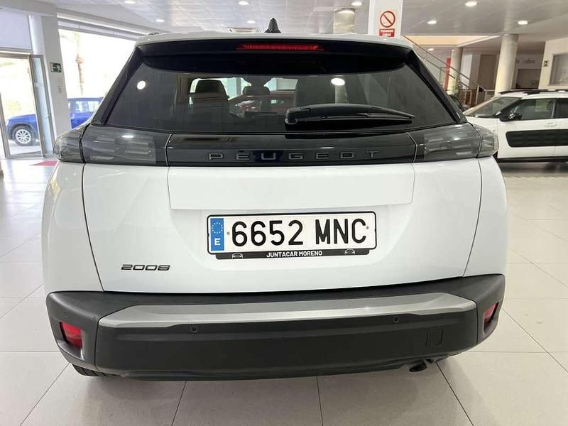 Usado Peugeot 2008 Active 102 CV (75 kW) 2024 Blanco SUV