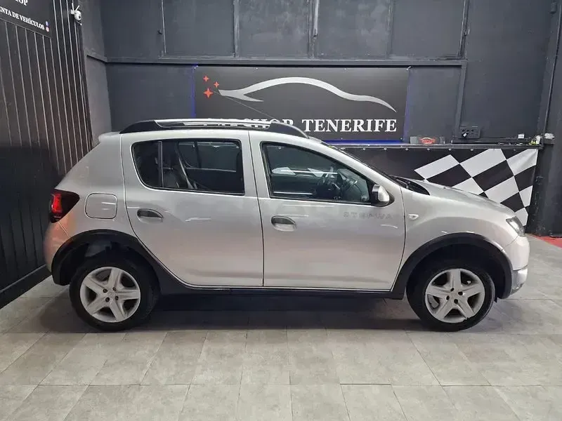 Brugt Dacia Sandero Stepway 90 HK (66 kW) 2017 Grå Sedan