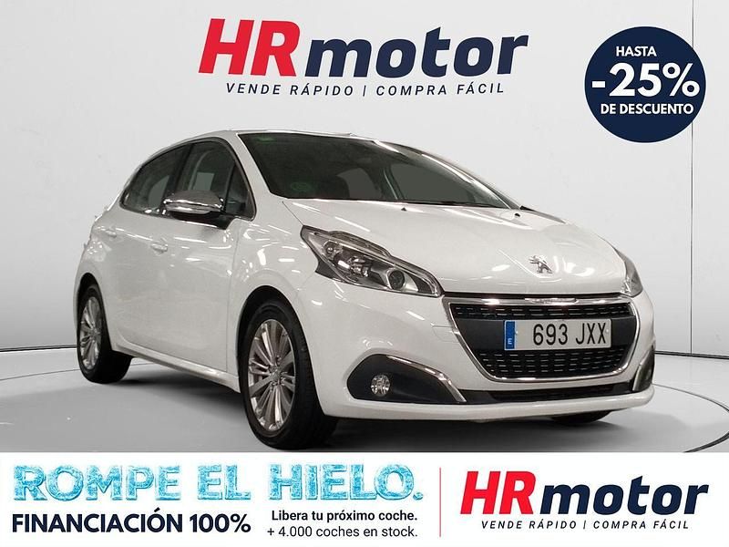 Usado Peugeot 208 Allure 100 CV (73 kW) 2017 Blanco Utilitario