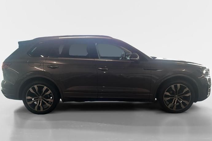 Usado VW Touareg R-line 286 CV (210 kW) 2022 SUV