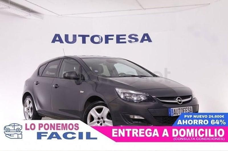 Usado Opel Astra Selective 140 CV (102 kW) 2015 Negro Berlina