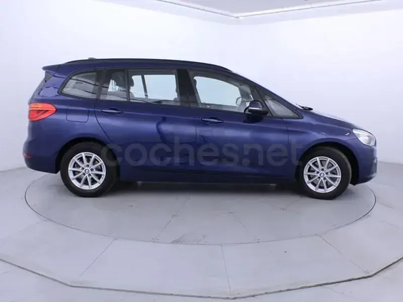 Usado BMW 218 150 CV (110 kW) 2018 Azul Familiar