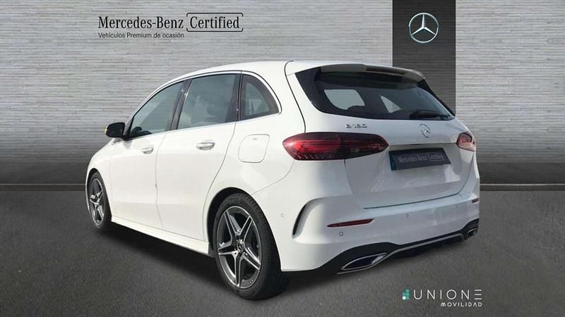 Usado Mercedes B180 136 CV (100 kW) 2024 Monovolumen