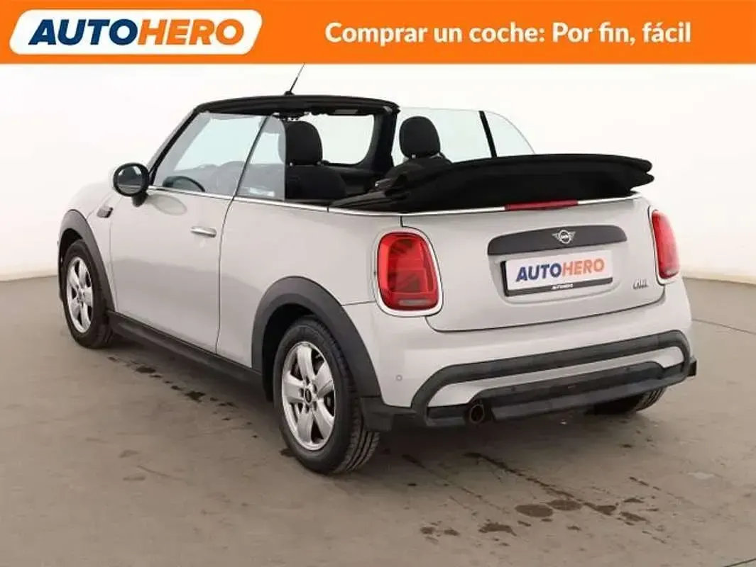 Usado Mini ONE 102 CV (75 kW) 2022 Gris Utilitario
